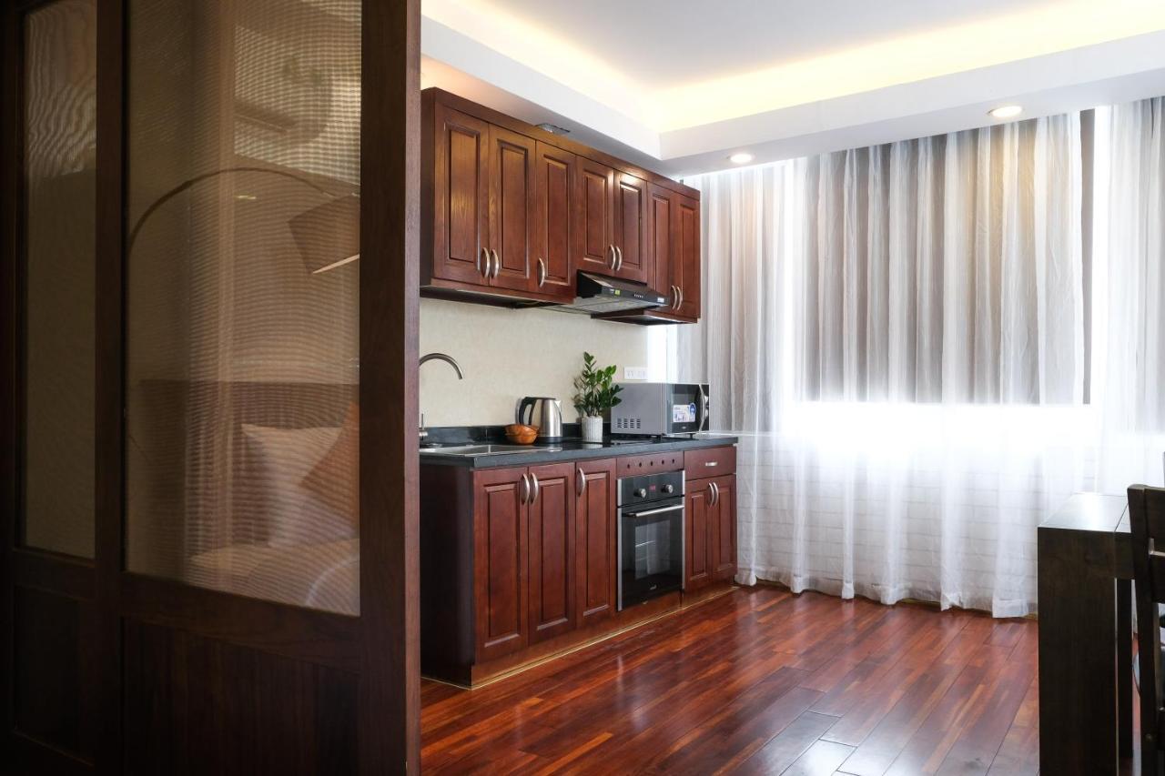 Blissington Apartments & Hotels Hanoi Bagian luar foto